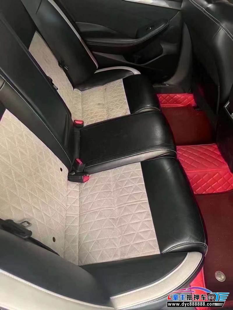 16年日产西玛轿车抵押车出售