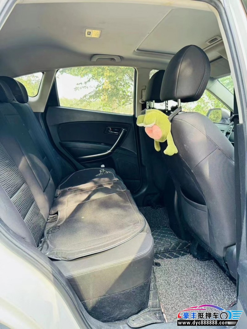 17年奔腾X80轿车抵押车出售