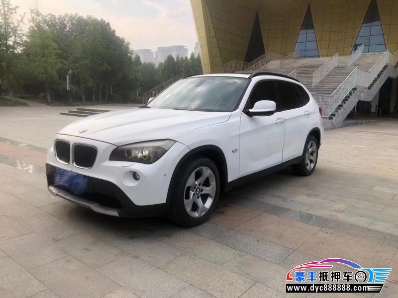 12年宝马X1轿车抵押车出售