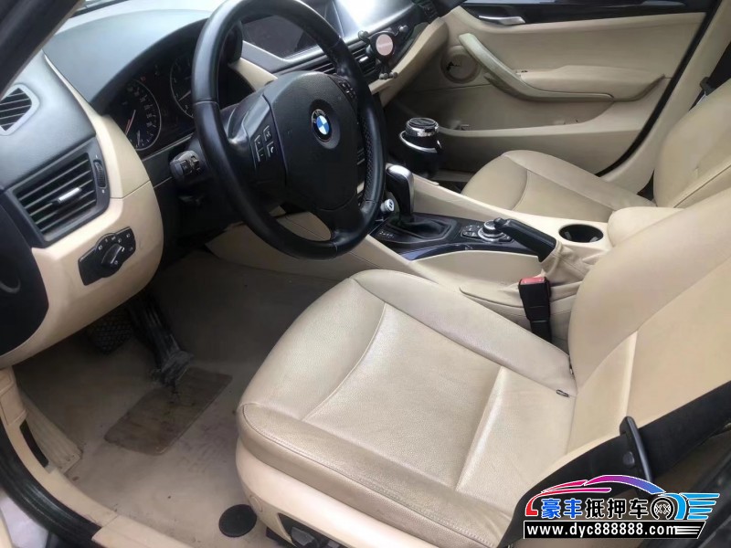 12年宝马X1轿车抵押车出售