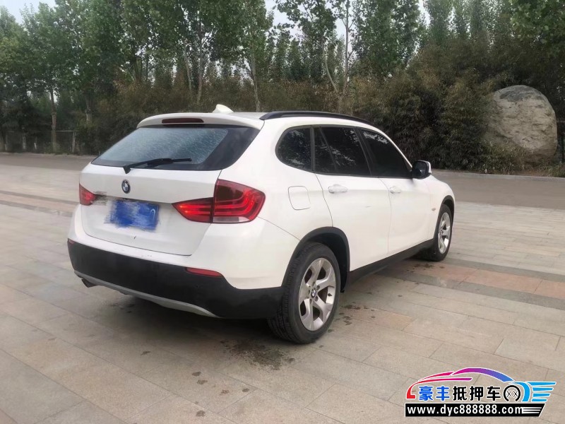 12年宝马X1轿车抵押车出售