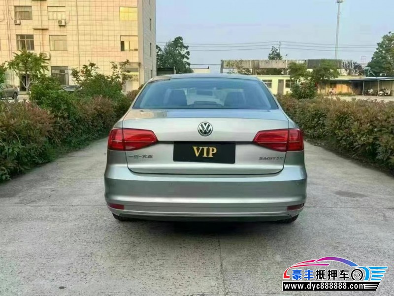 16年大众速腾轿车抵押车出售