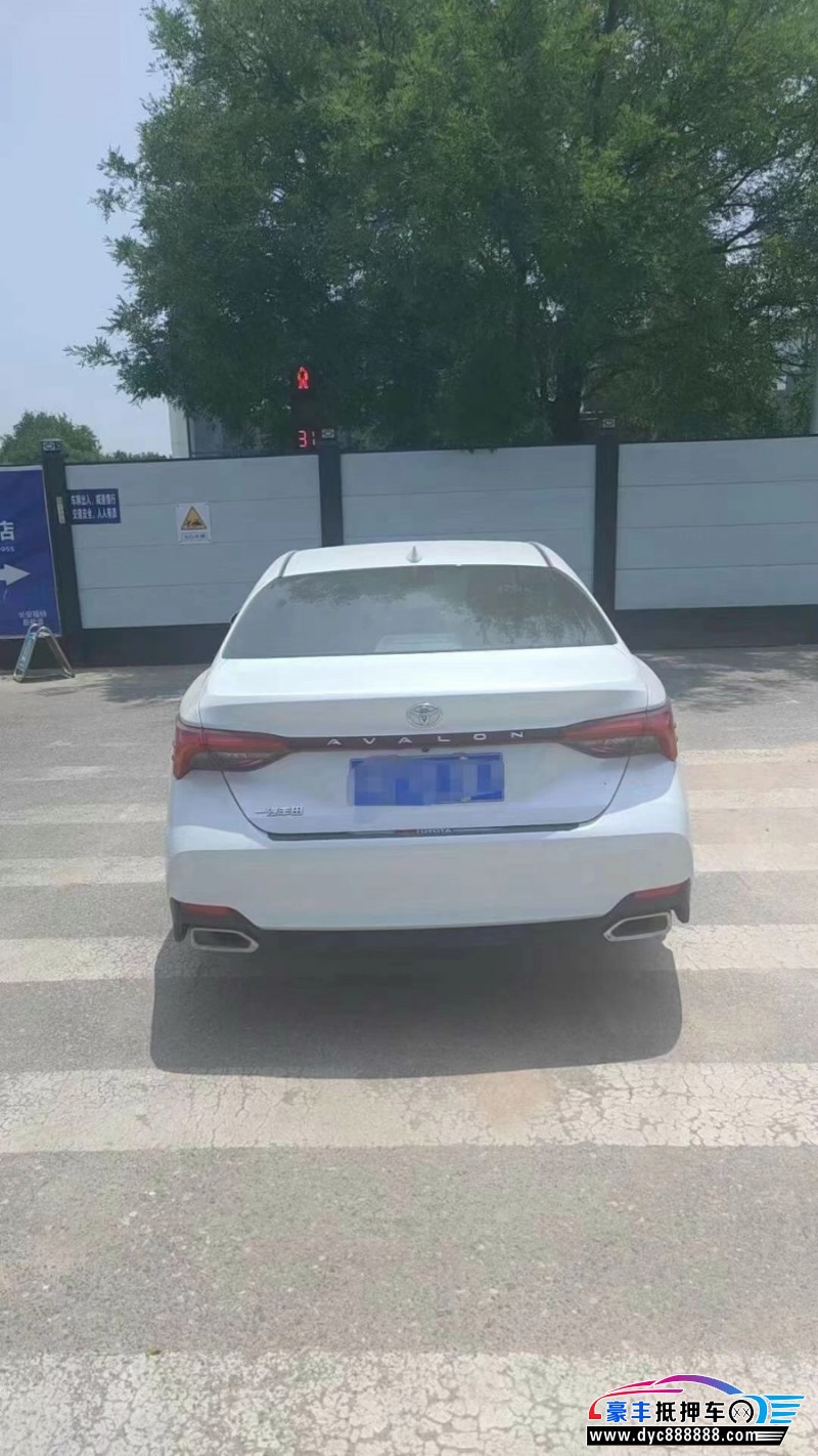 22年丰田亚洲龙轿车抵押车出售