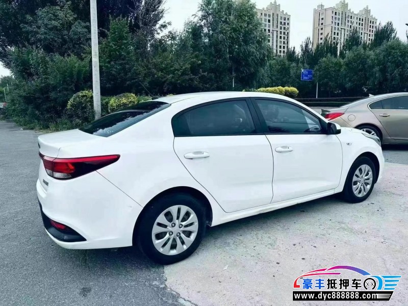 18年起亚K2轿车抵押车出售