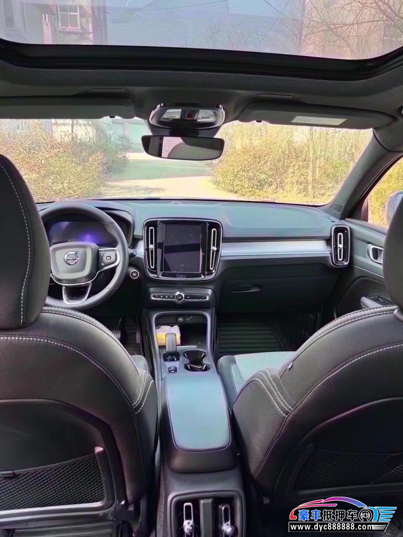 23年沃尔沃XC40SUV抵押车出售