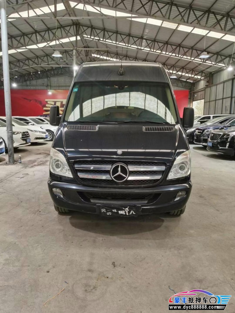 12年奔驰斯宾特轿车抵押车出售