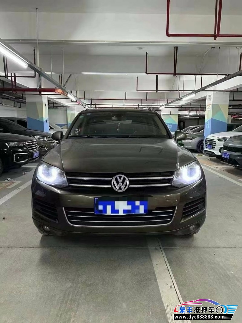 16年大众途锐轿车抵押车出售