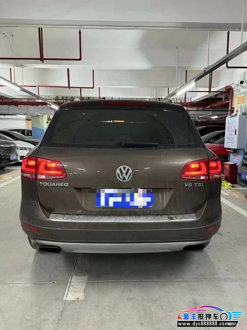 16年大众途锐轿车抵押车出售