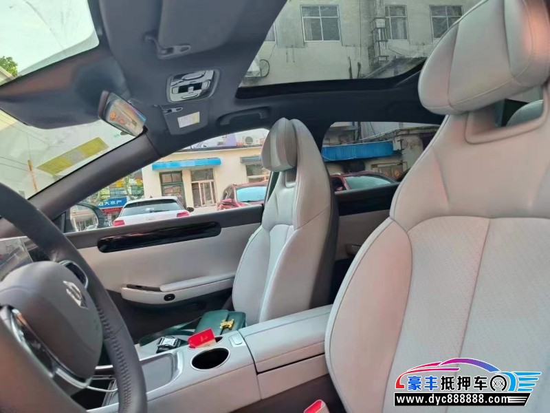 24年零跑c01轿车抵押车出售