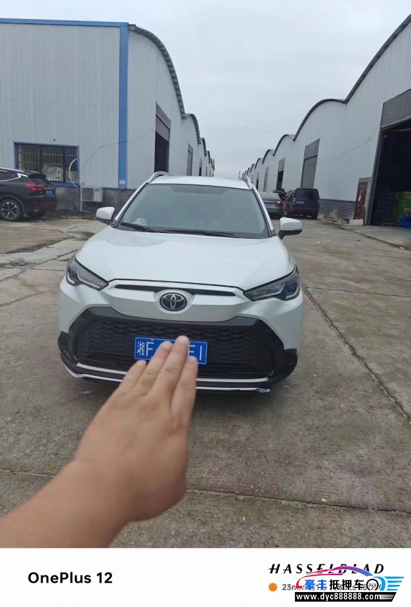 23年丰田锋兰达轿车抵押车出售