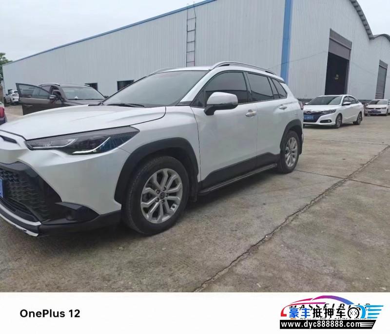 23年丰田锋兰达轿车抵押车出售