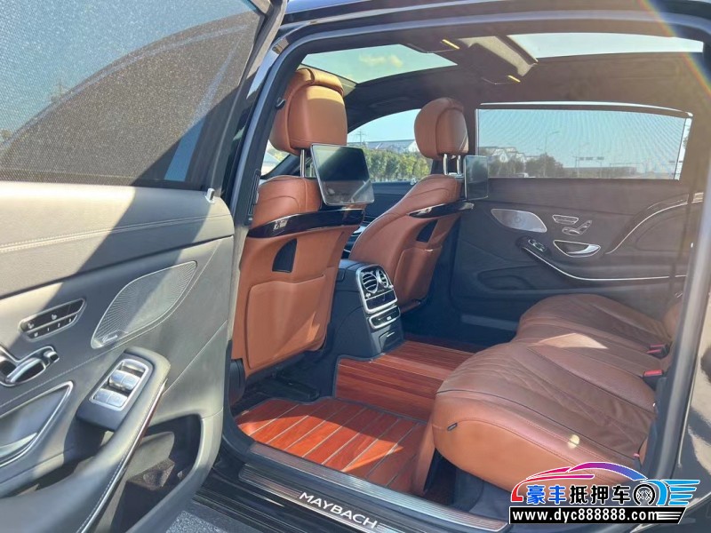 20年奔驰迈巴赫S级轿车抵押车出售