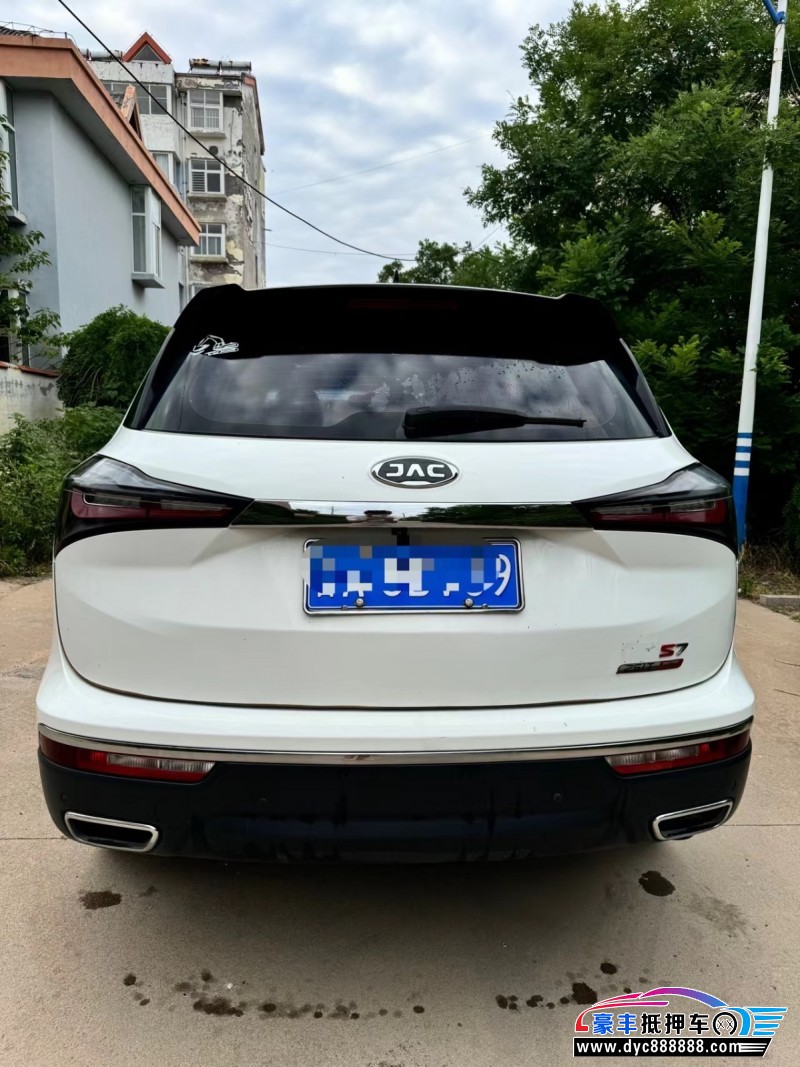 18年江淮瑞风S7轿车抵押车出售