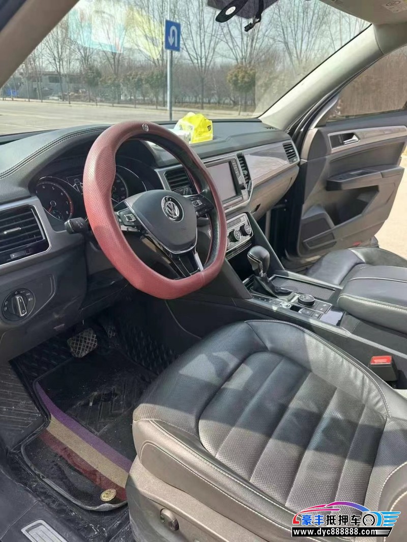 18年大众途昂轿车抵押车出售