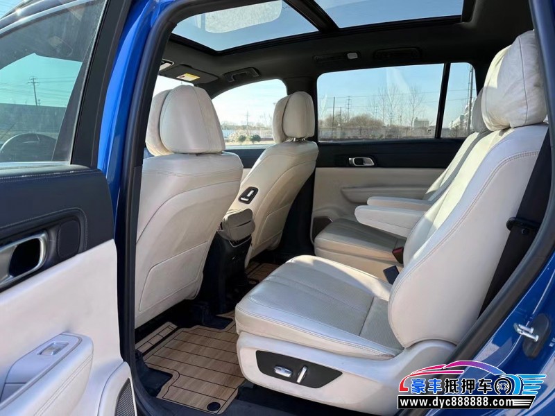 20年理想ONE轿车抵押车出售