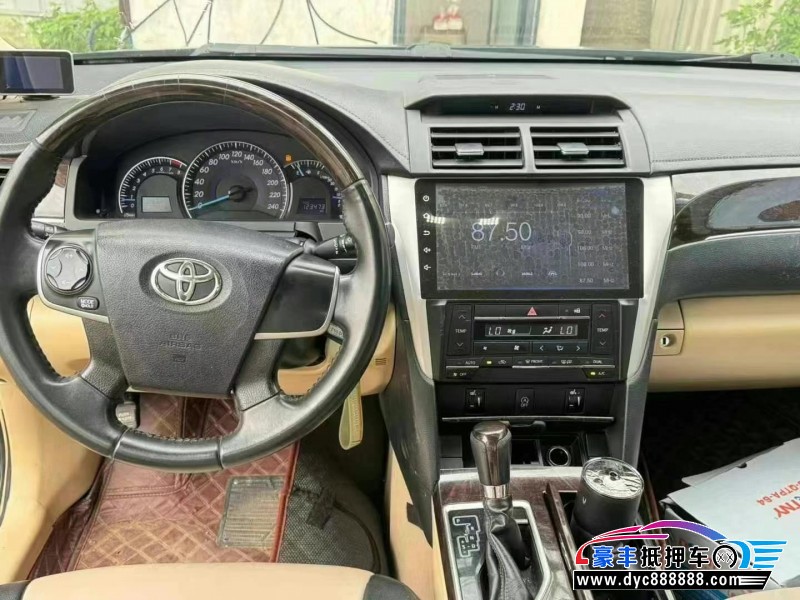 17年丰田凯美瑞轿车抵押车出售