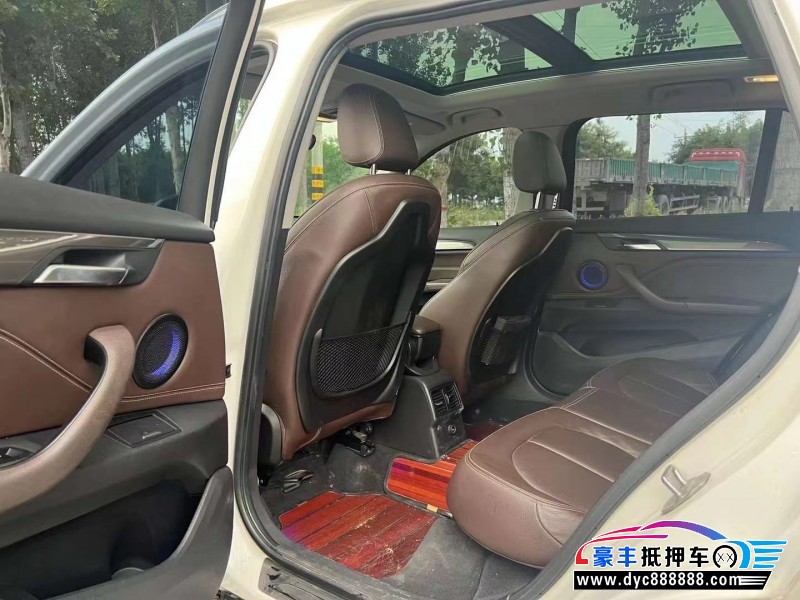 18年宝马X1轿车抵押车出售