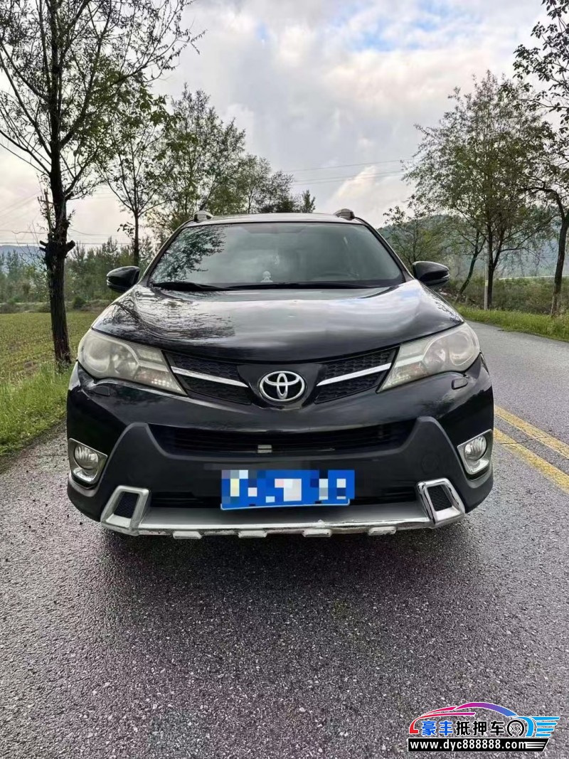 14年丰田RAV4荣放轿车抵押车出售