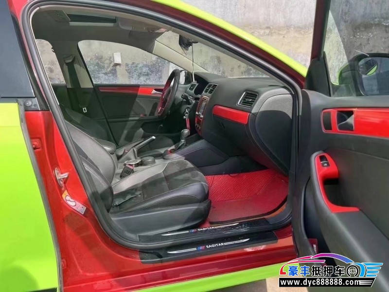 15年大众速腾轿车抵押车出售