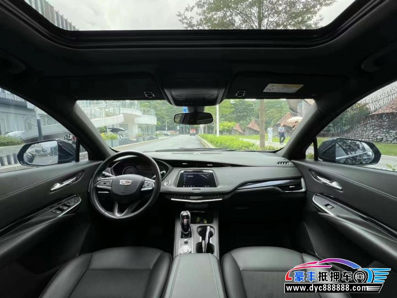 21年凯迪拉克XT4轿车抵押车出售