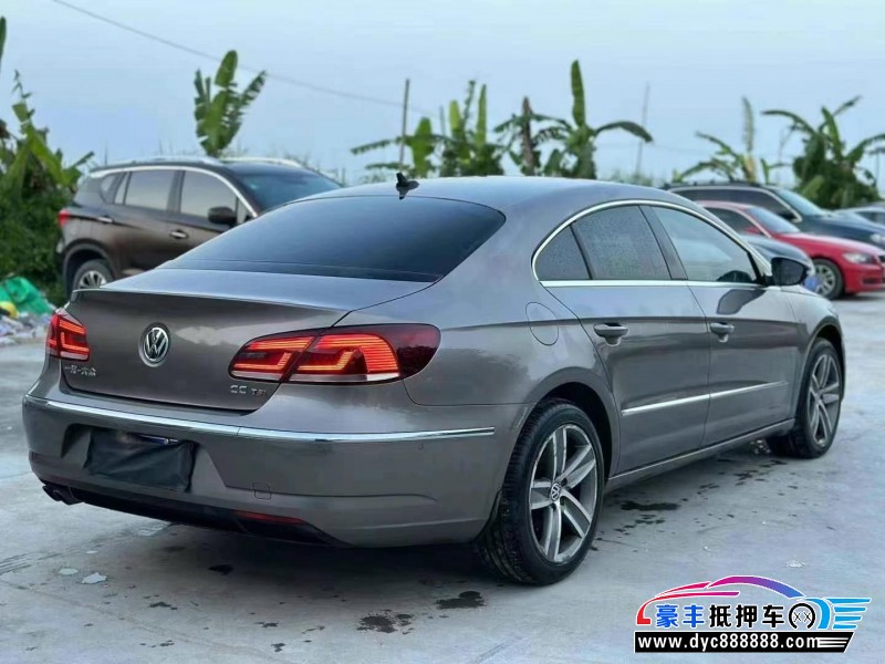 14年大众CC轿车抵押车出售
