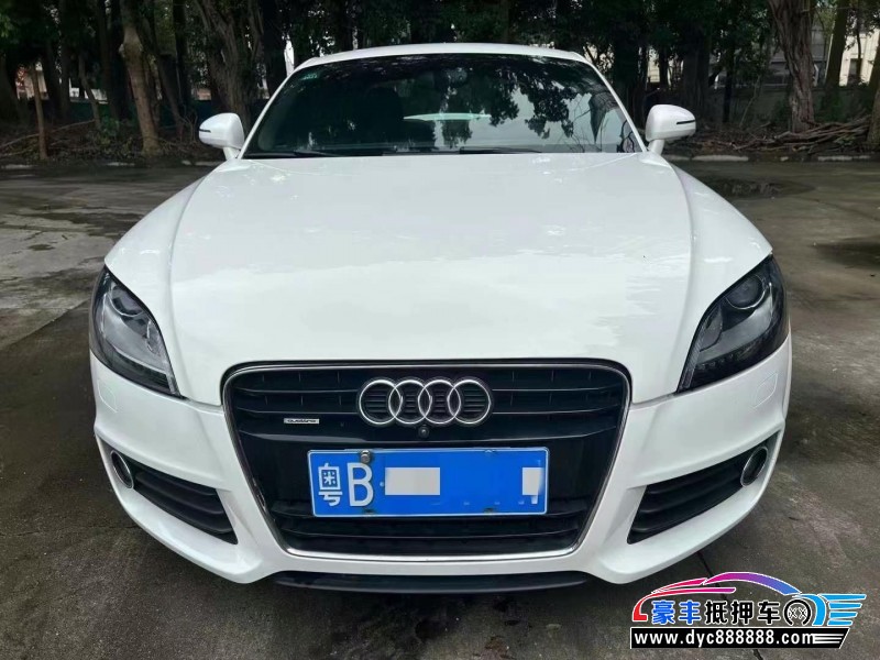 12年奥迪TT轿车抵押车出售