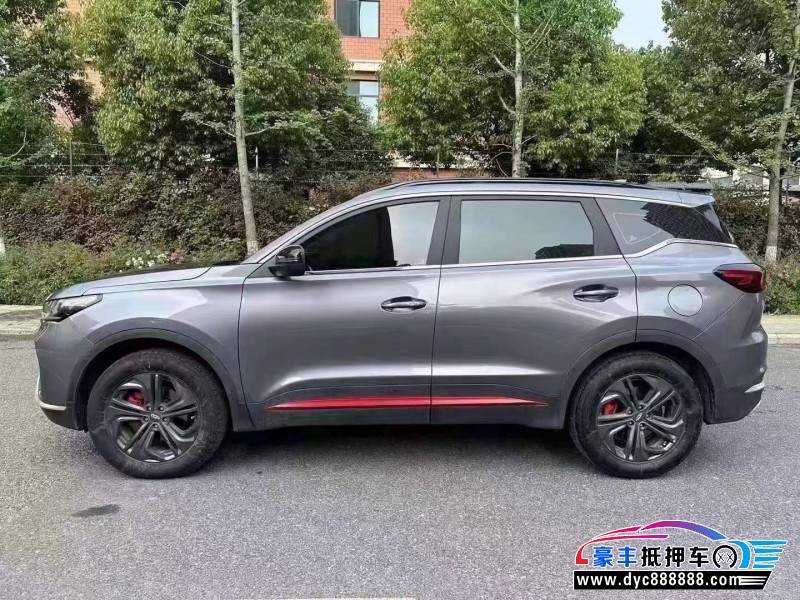 23年奇瑞瑞虎7轿车抵押车出售