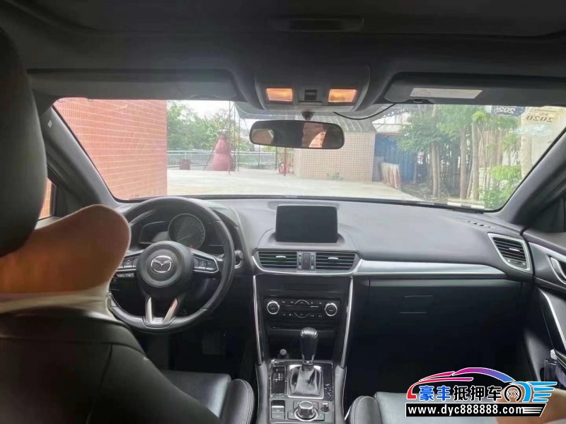 18年马自达CX-4轿车抵押车出售