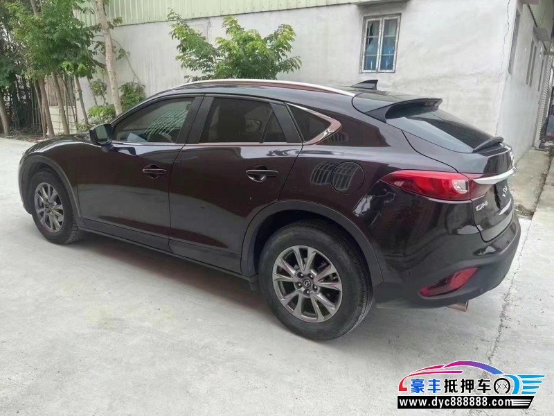 18年马自达CX-4轿车抵押车出售