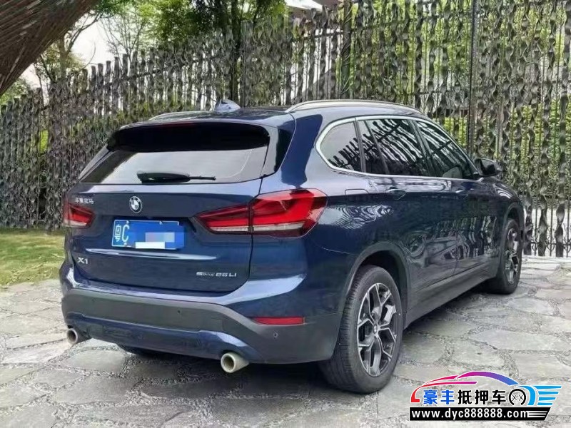 21年宝马X1轿车抵押车出售
