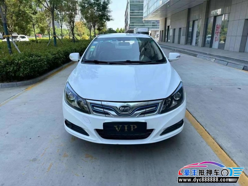 18年比亚迪e6轿车抵押车出售