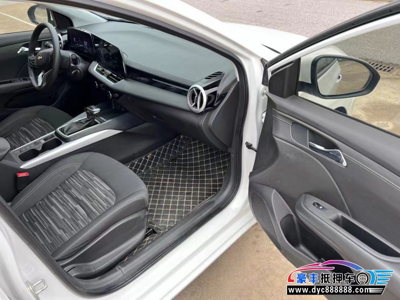 22年雪佛兰科鲁泽轿车抵押车出售