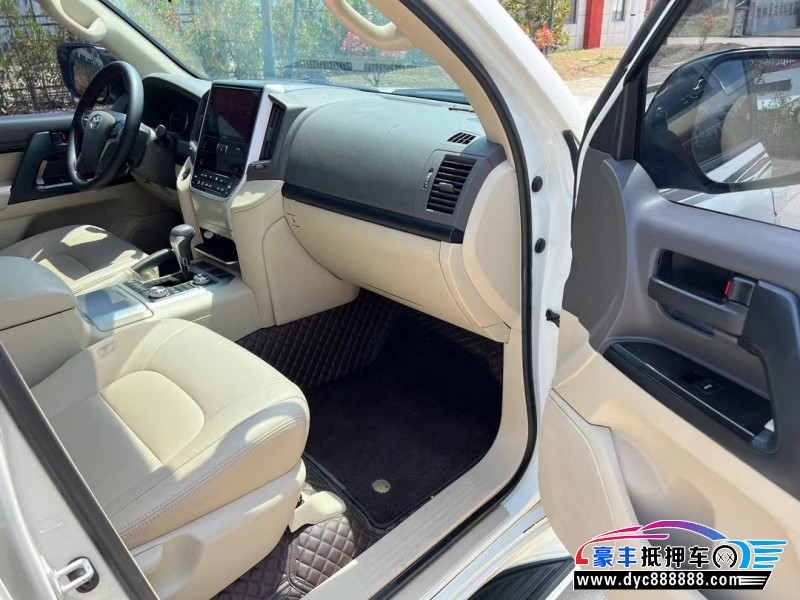 20年丰田兰德酷路泽（陆巡）轿车抵押车出售