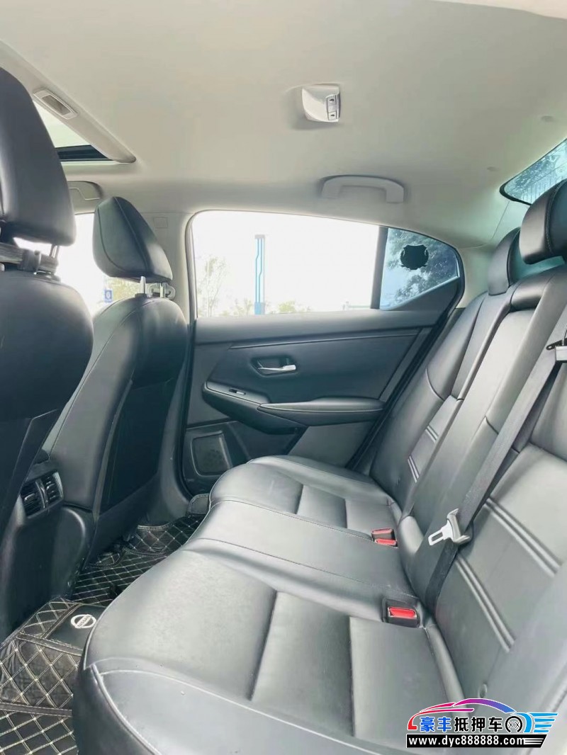 19年日产轩逸轿车抵押车出售