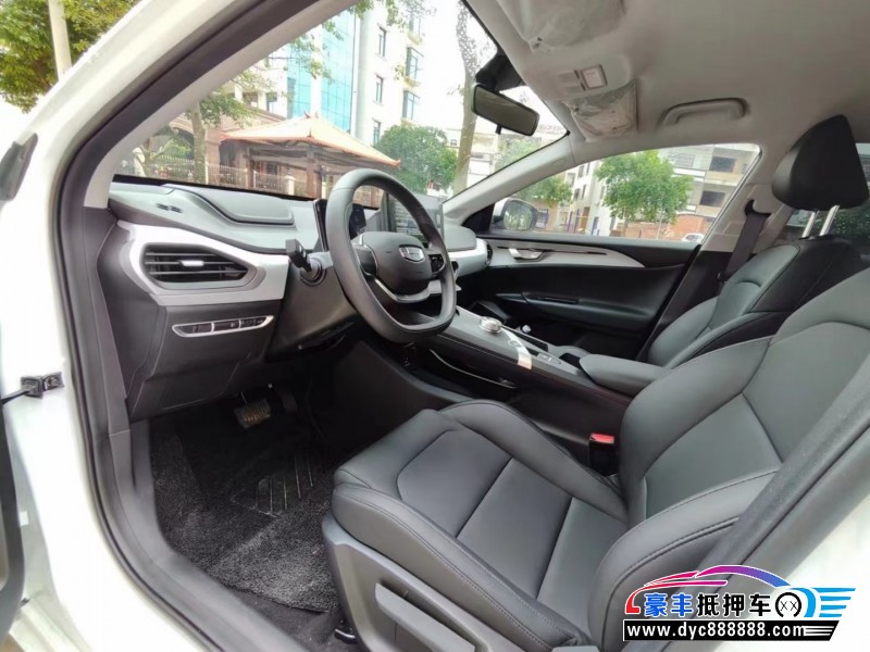 24年吉利几何轿车抵押车出售