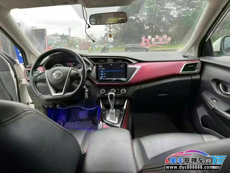 19年日产蓝鸟轿车抵押车出售