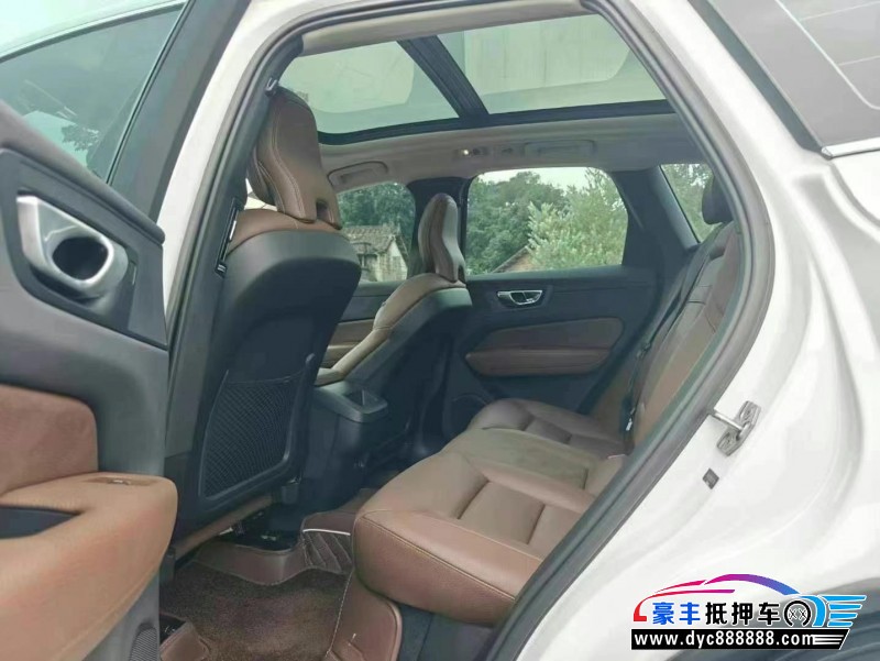 20年沃尔沃XC60轿车抵押车出售