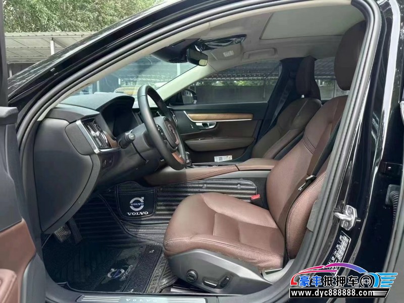 21年沃尔沃S90轿车抵押车出售