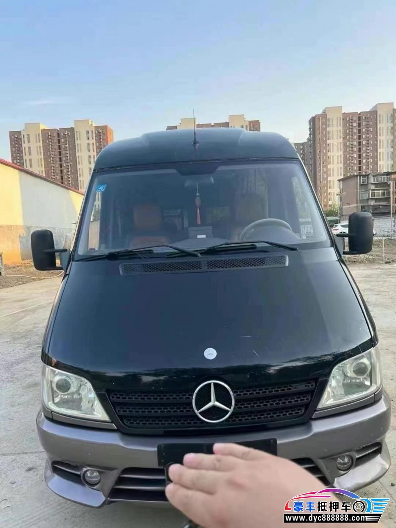 06年奔驰斯宾特轿车抵押车出售