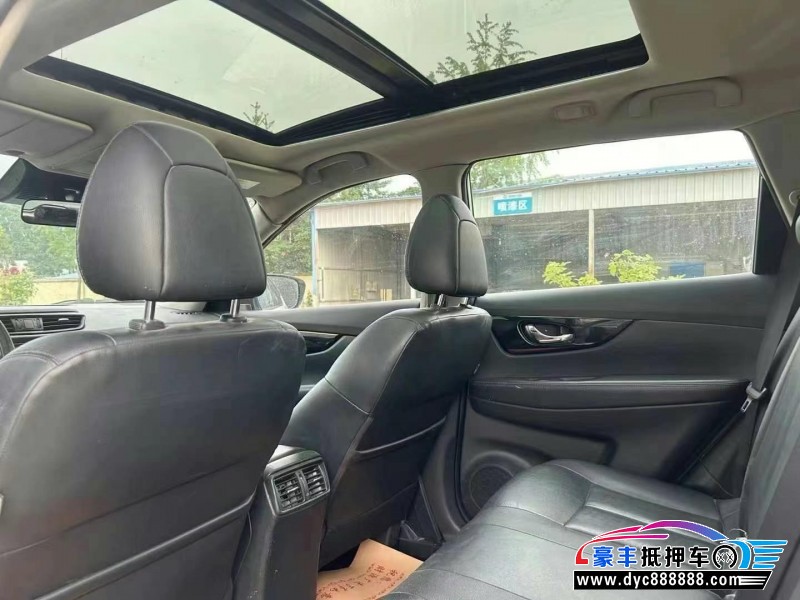 21年日产奇骏轿车抵押车出售