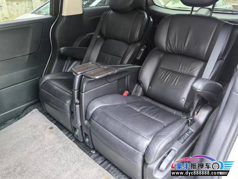 16年本田艾力绅MPV抵押车出售