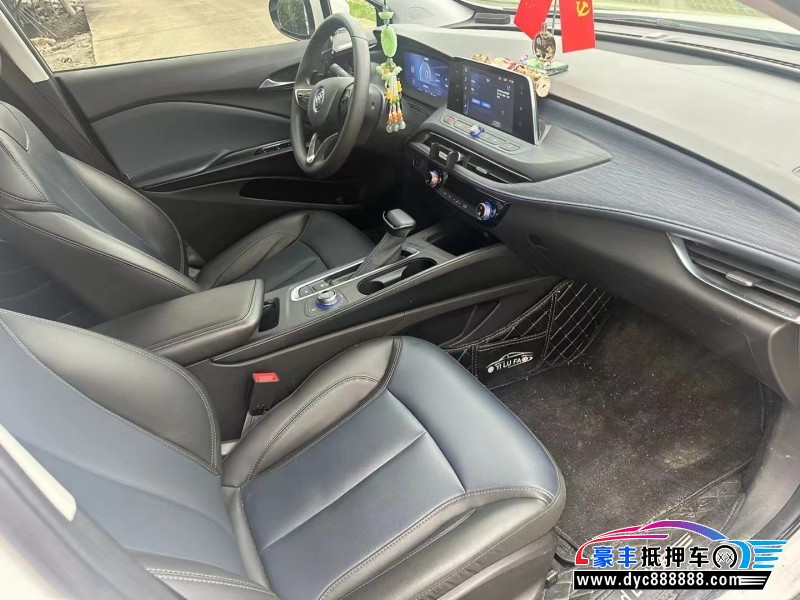 23年别克微蓝轿车抵押车出售