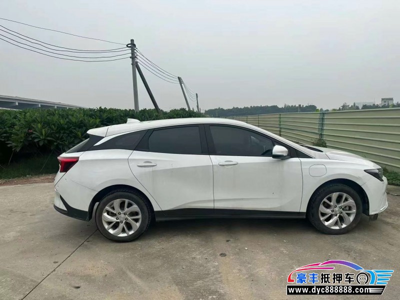 23年别克微蓝轿车抵押车出售