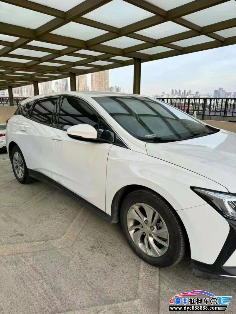 23年别克微蓝轿车抵押车出售