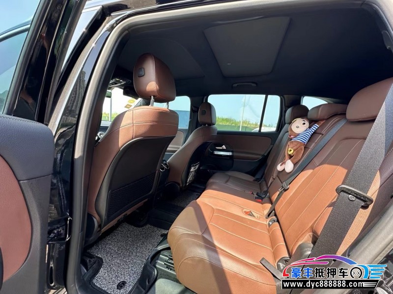 21年奔驰GLB轿车抵押车出售