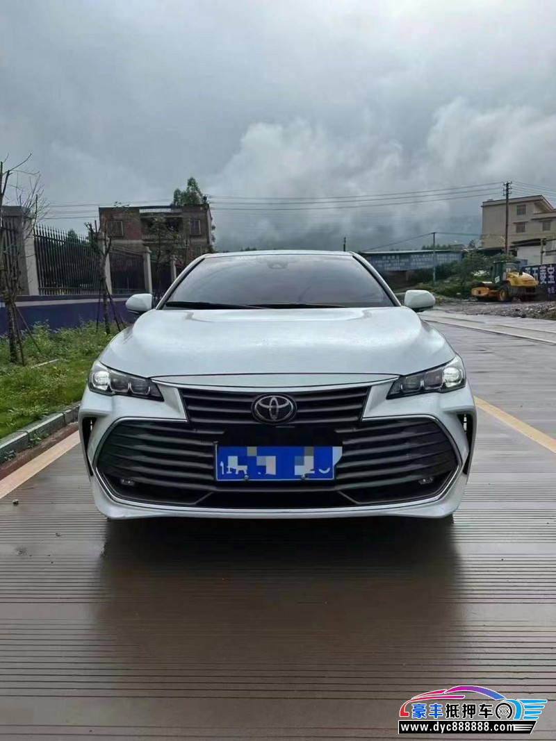 22年丰田亚洲龙轿车抵押车出售