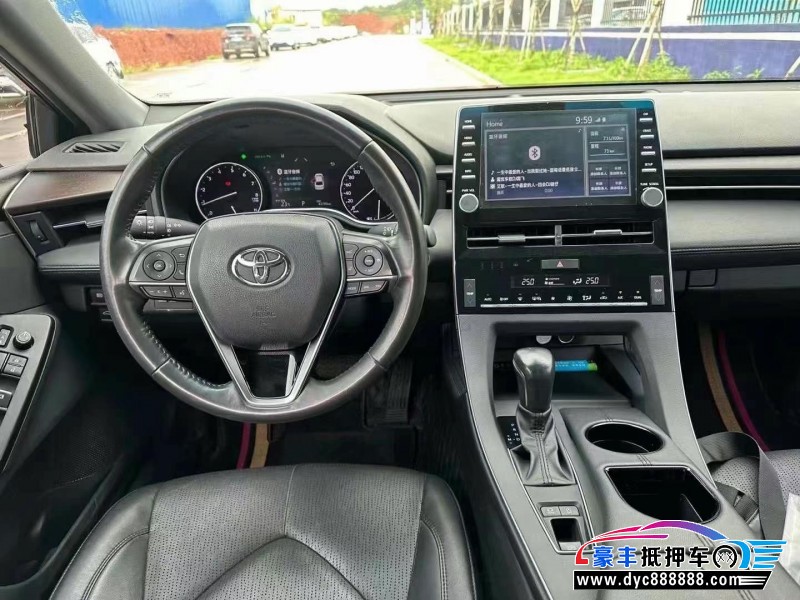 22年丰田亚洲龙轿车抵押车出售