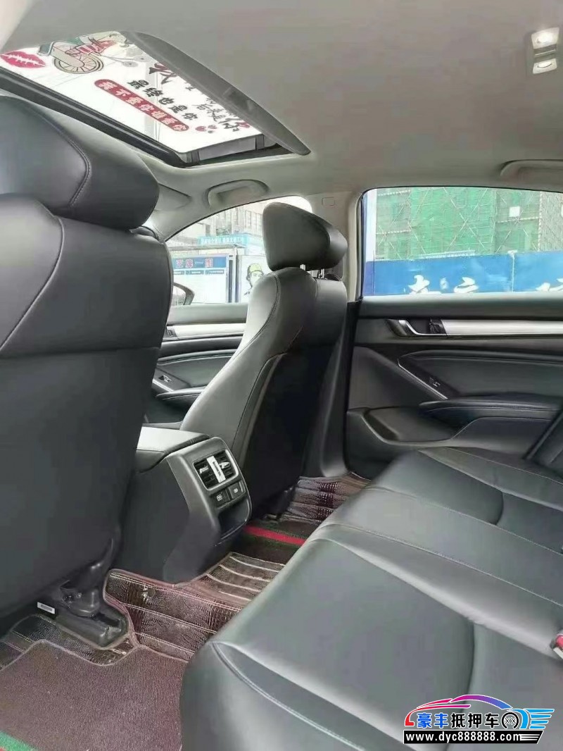 22年本田雅阁轿车抵押车出售