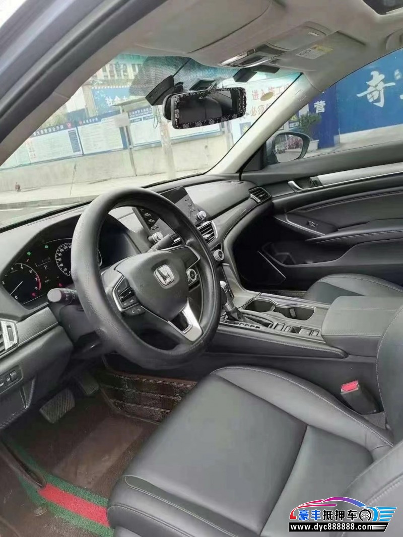 22年本田雅阁轿车抵押车出售