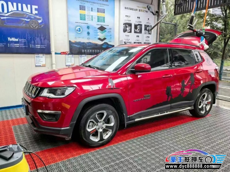 17年Jeep指南者轿车抵押车出售